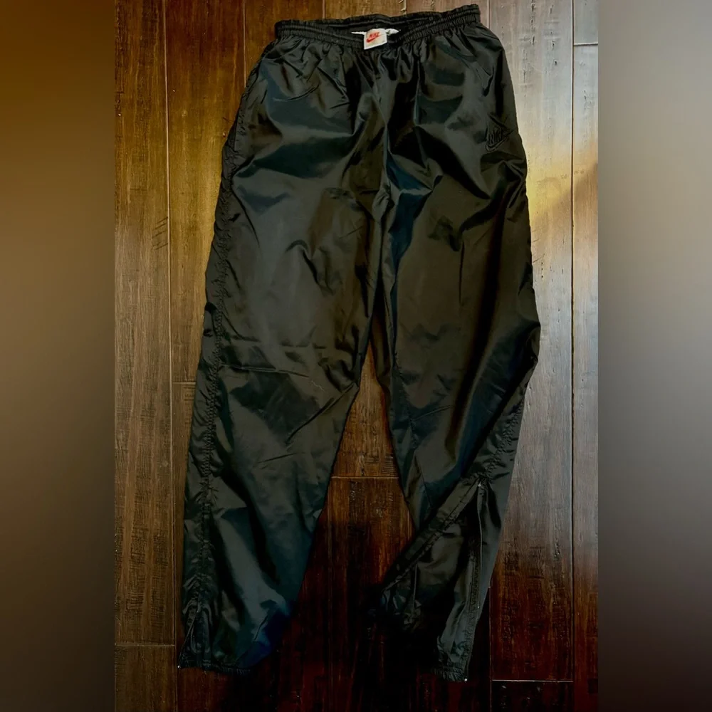 Nike Men’s Sweatpants Lined Joggers Medium - Picture 2 of 7